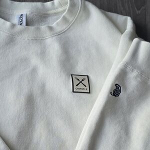 Chipotle Goods Fork & Napkin Embroidered Crewneck Sweatshirt XL Oversized White